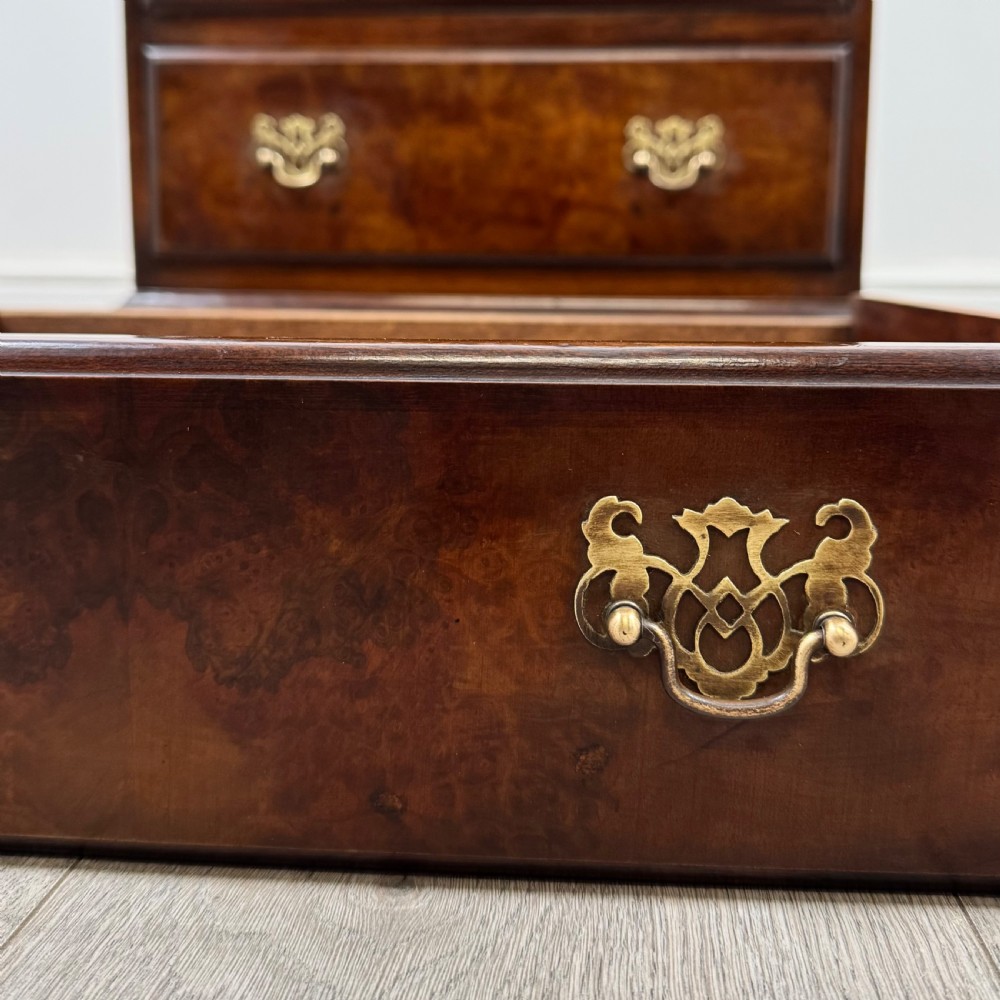  Antique 20th Century Narrow Bureau In Walnut  View XIII