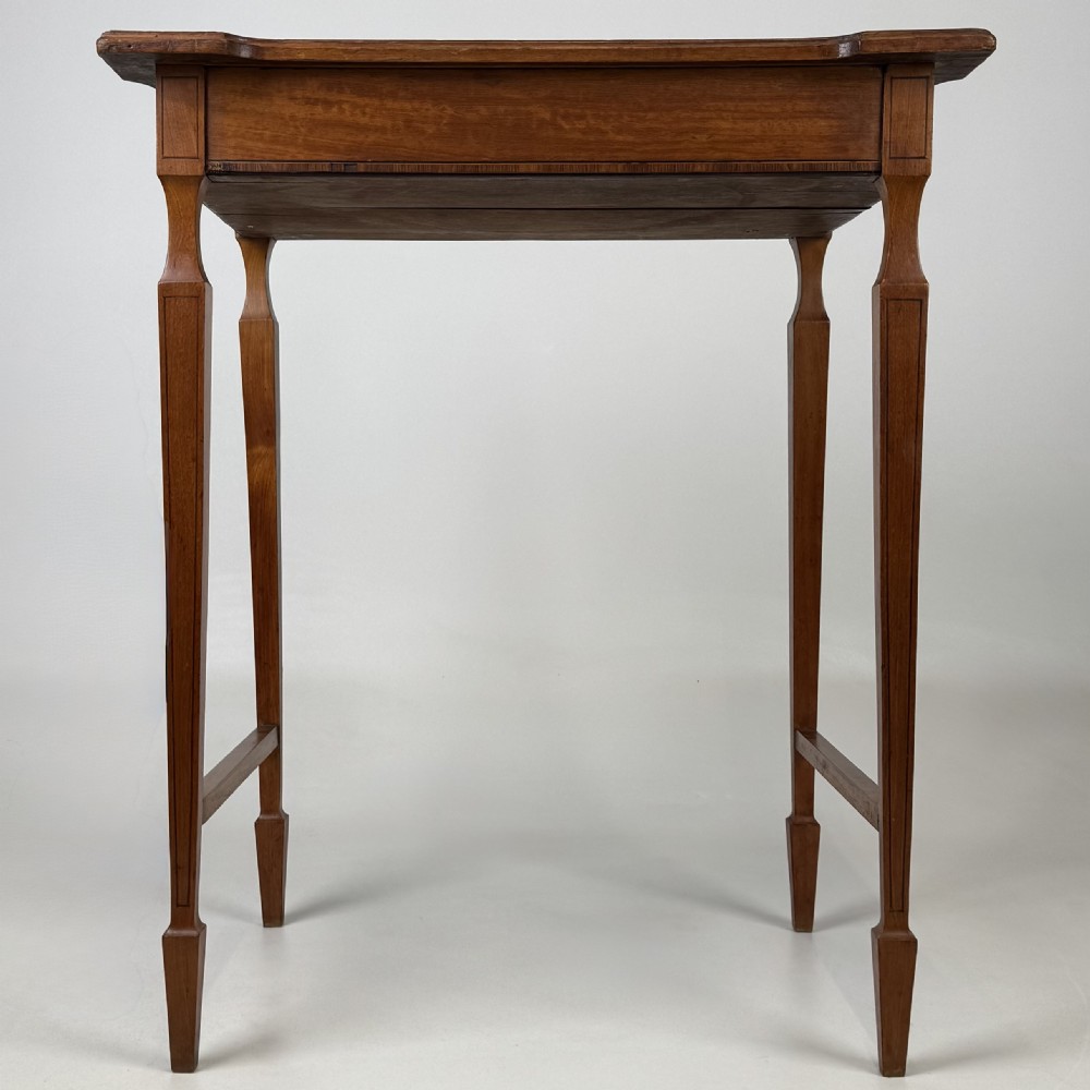 Antique 19th Century Good Quality Satinwood Side Table 
