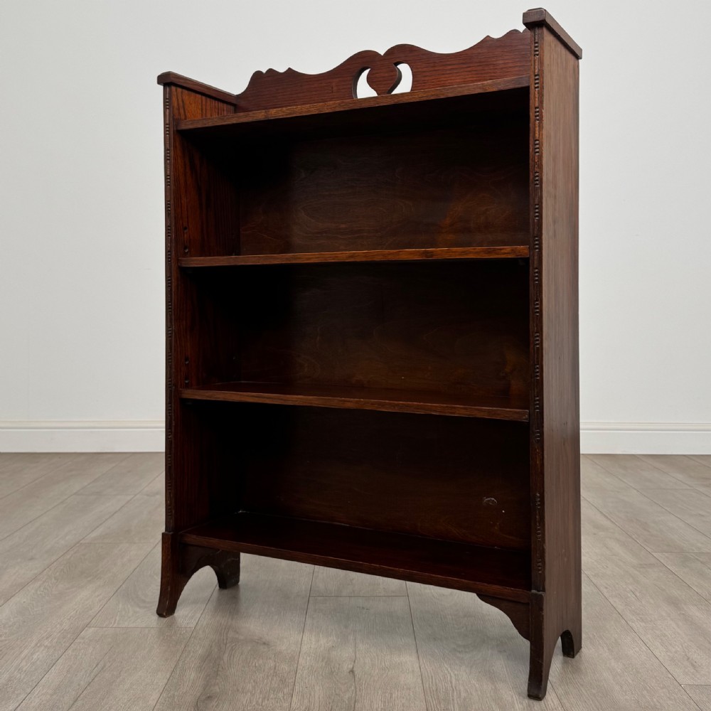 Antique 20th Century Good Quality Small Open Bookcase In Oak View III