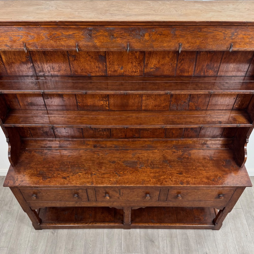 Antique 20th Century Fine Quality Large Oak Dresser  View VIII