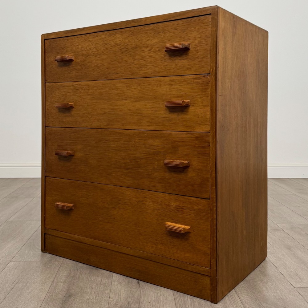 Antique 20th Century Good Quality Chest Of Drawers In Oak  View II