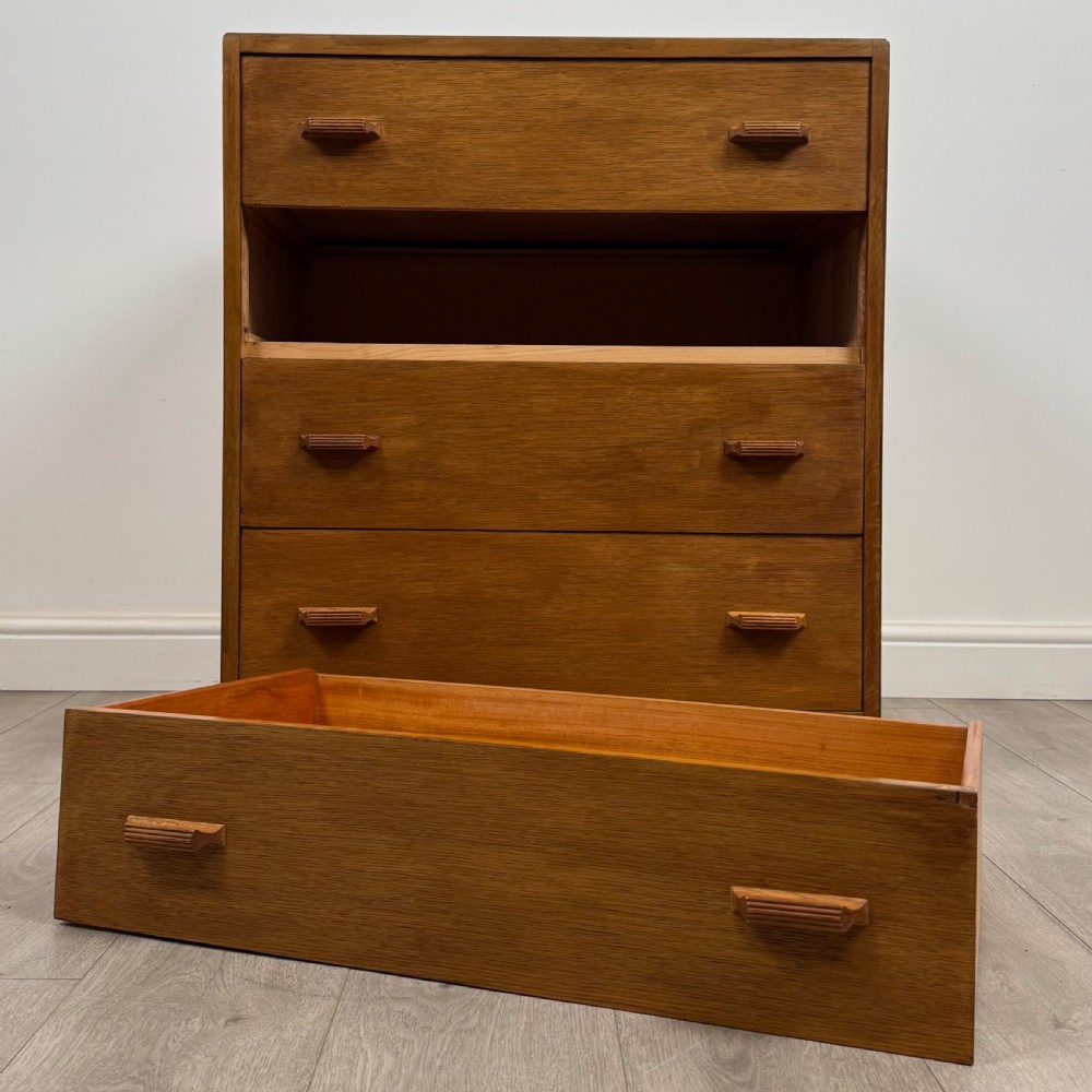 Antique 20th Century Good Quality Chest Of Drawers In Oak  View XII
