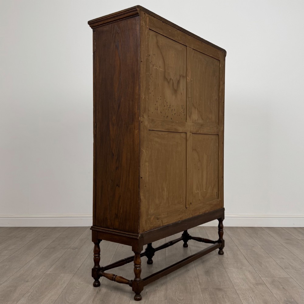 Antique 20th Century Good Quality Display Cabinet In Oak  View VI