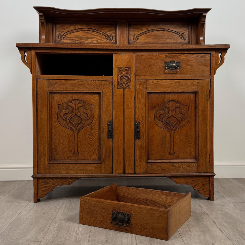 Antique 20th Century Art Nouveau Style Sideboard In Oak  View XI