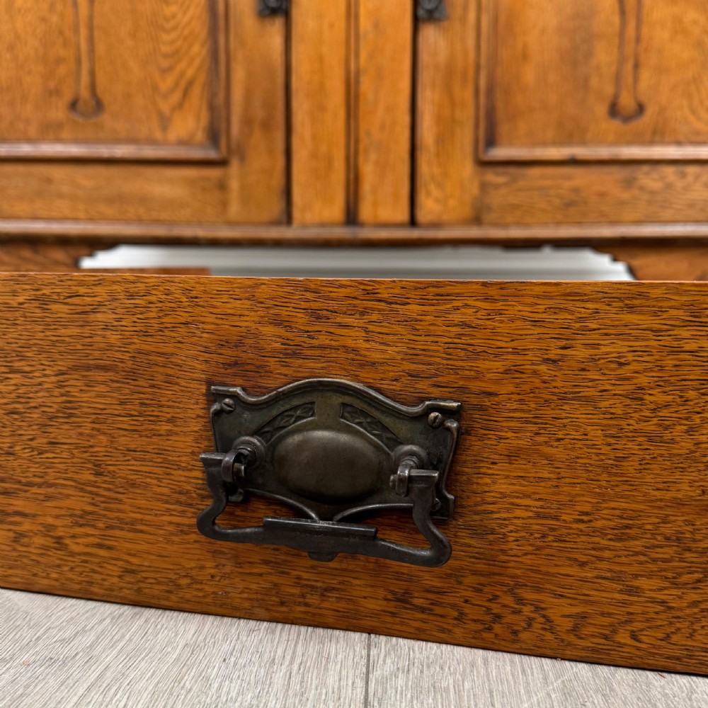 Antique 20th Century Art Nouveau Style Sideboard In Oak  View XII