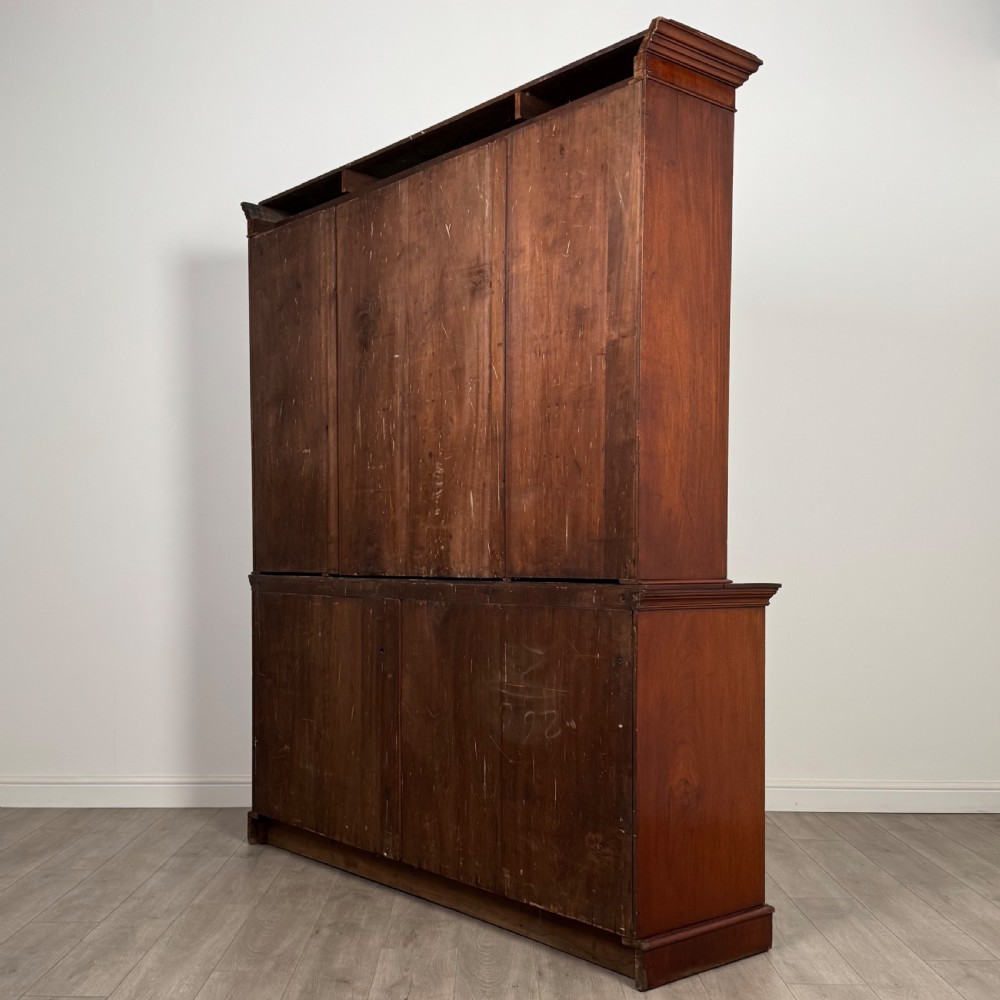 Antique 19th Century Fine Quality Bookcase In Mahogany  View VII
