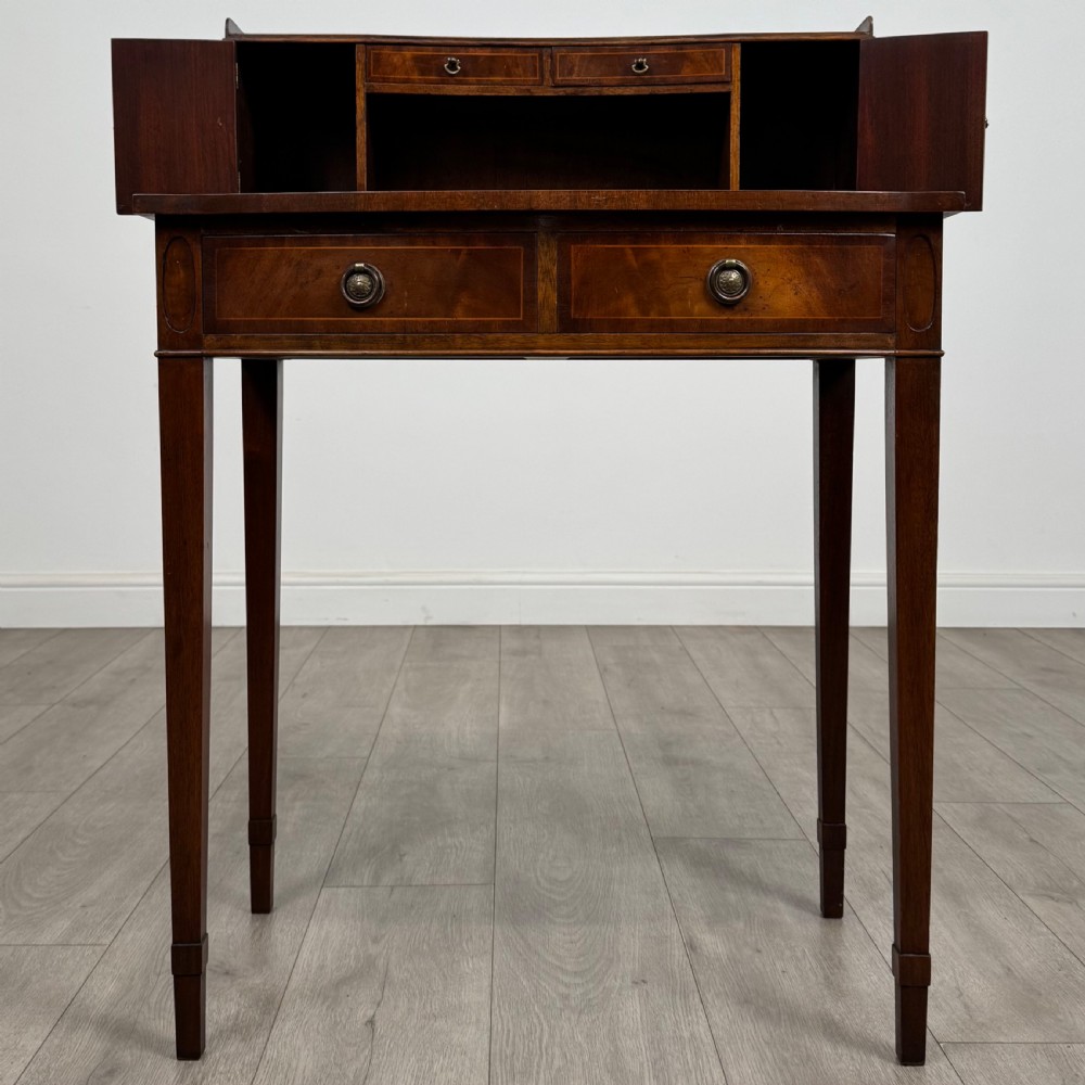 Antique 20th Century Small Writing Table In Mahogany  View II