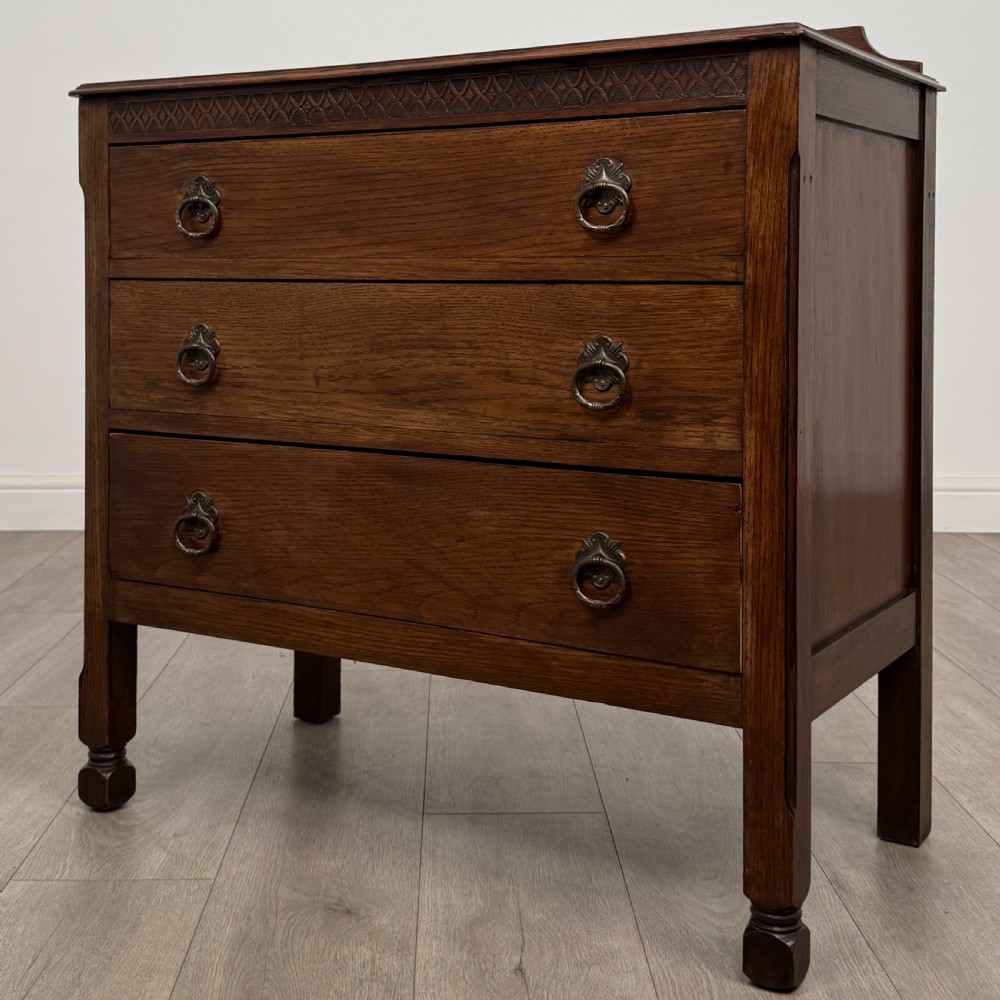 Antique 20th Century Good Quality Chest Of Drawers In Oak  View II