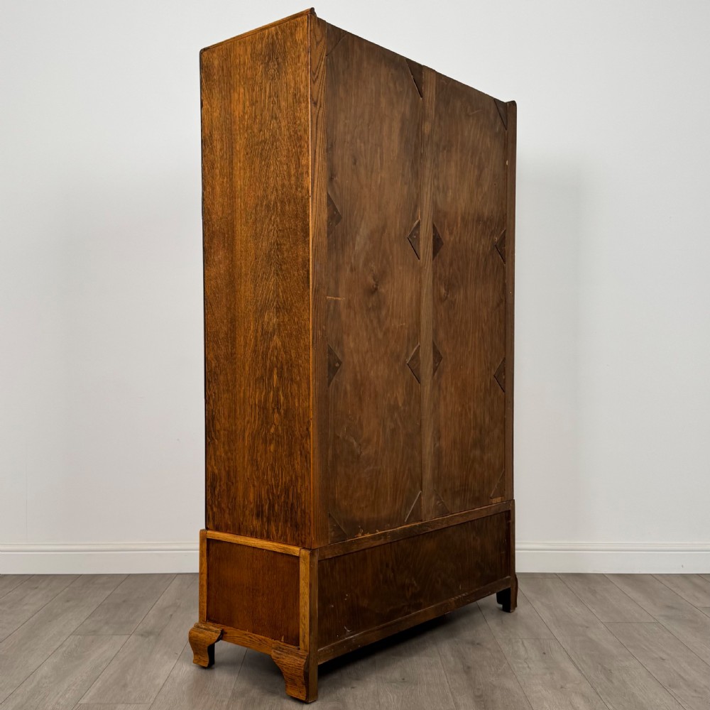 Antique 20th Century Arts & Crafts Style Wardrobe In Oak View V