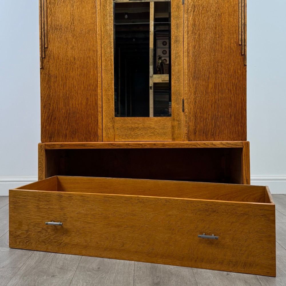 Antique 20th Century Arts & Crafts Style Wardrobe In Oak View X