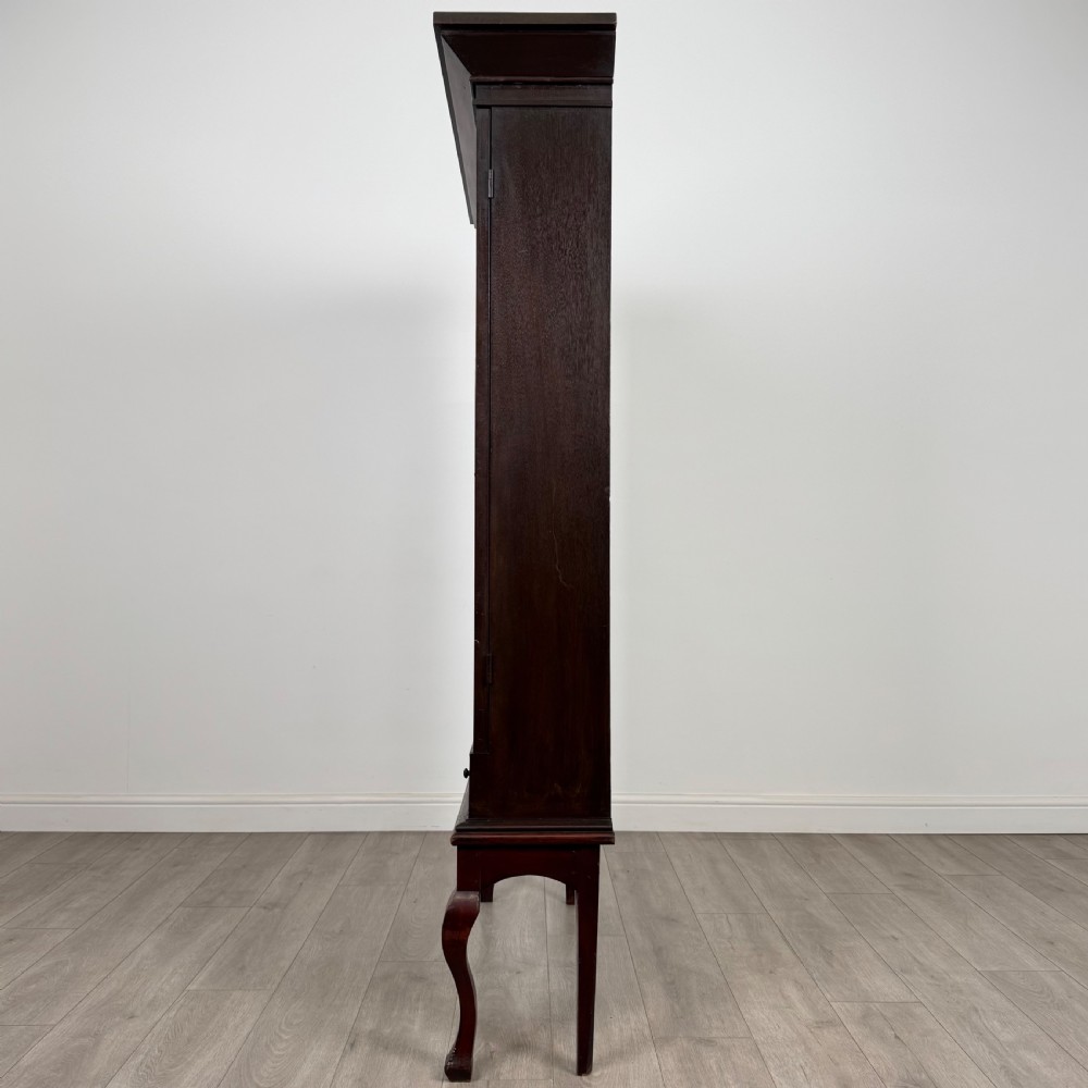  Antique 18th Century Fine Quality Display Cabinet In Mahogany View V