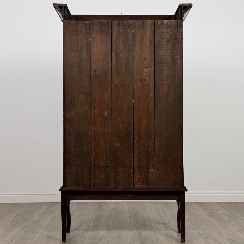  Antique 18th Century Fine Quality Display Cabinet In Mahogany View VII