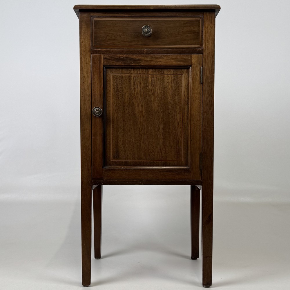 Antique 20th Century Good Quality Small Mahogany Cabinet