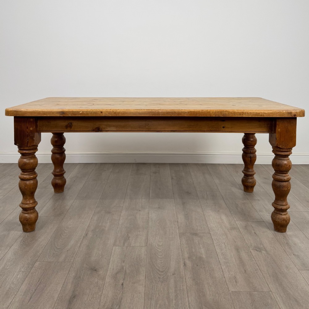 Antique 19th Century Good Quality Farmhouse Pine Dining Table  View II
