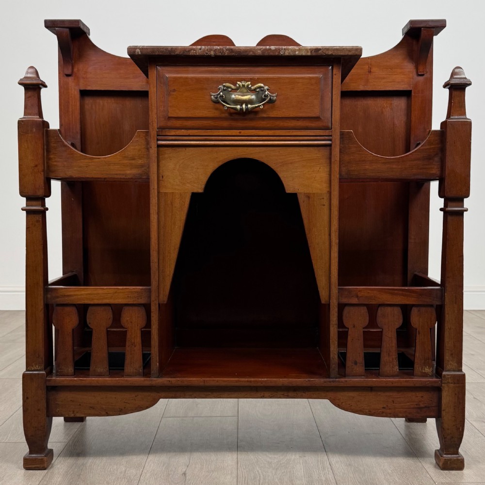 Antique 19th Century Arts & Crafts Hall Stand In Walnut