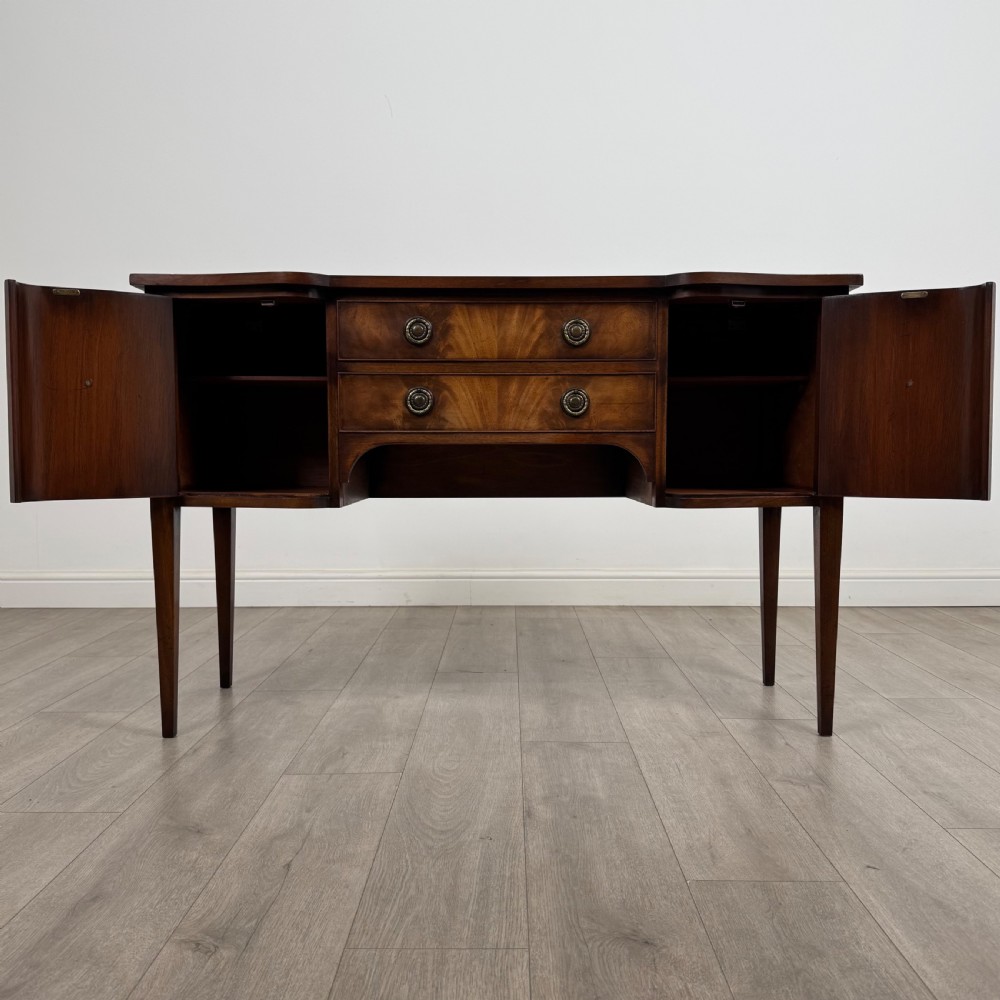 Antique 20th Century Good Quality Sideboard In Mahogany  View II