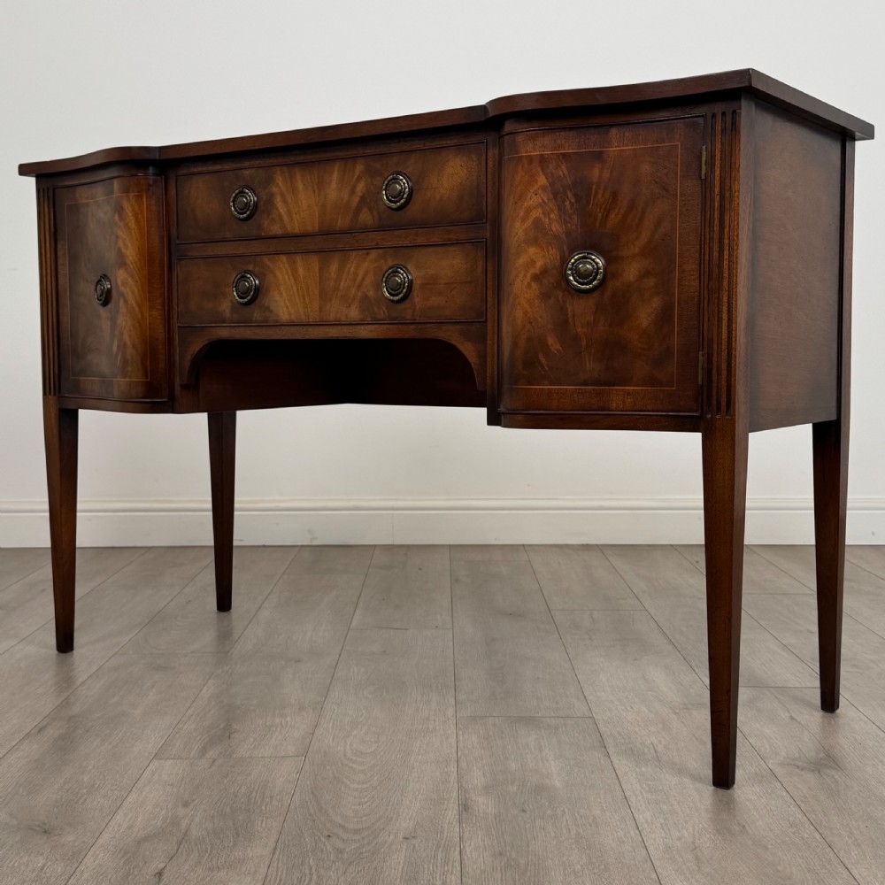 Antique 20th Century Good Quality Sideboard In Mahogany  View III