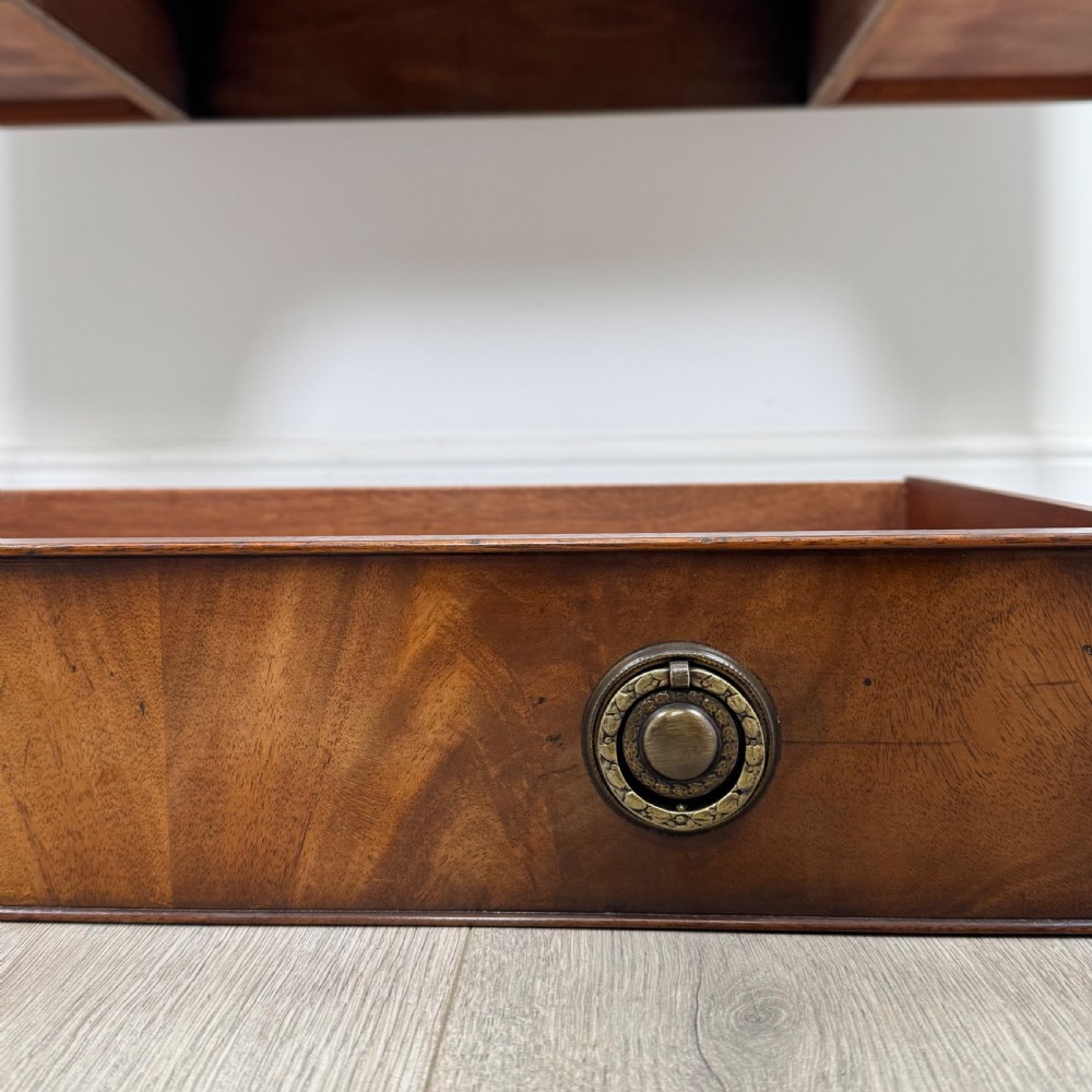 Antique 20th Century Good Quality Sideboard In Mahogany  View XII