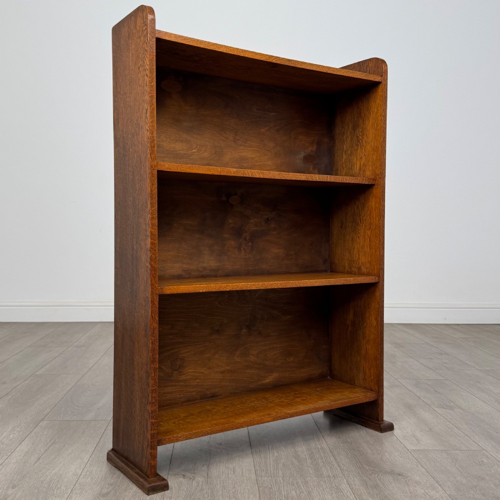 Antique 20th Century Good Quality Open Bookcase In Oak  View VIII