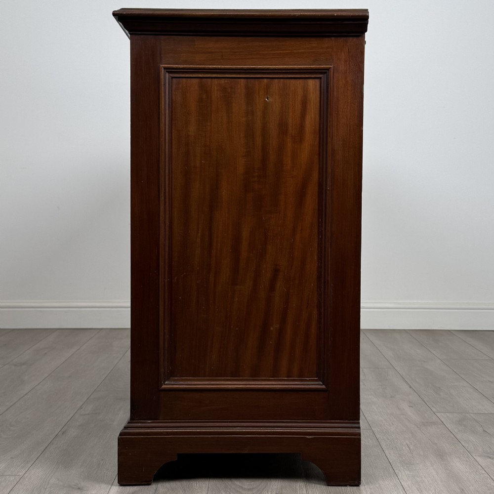 Antique 20th Century Good Quality Inlaid Sideboard In Mahogany  View IV
