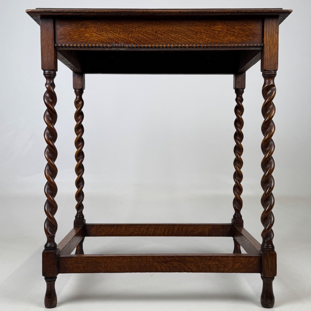 Antique 20th Century Barley Twist Side Table In Golden Oak