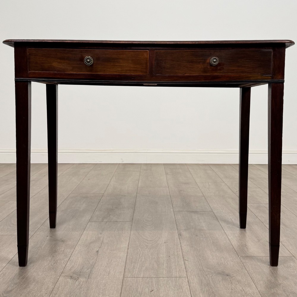 Antique 18th Century Good Quality Writing Table In Mahogany 