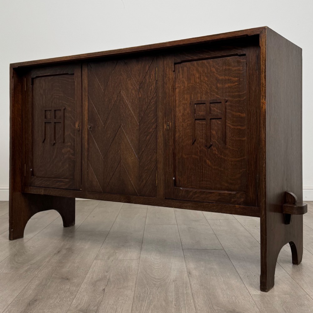 Antique 20th Century Unique Good Quality Sideboard In Oak  View III