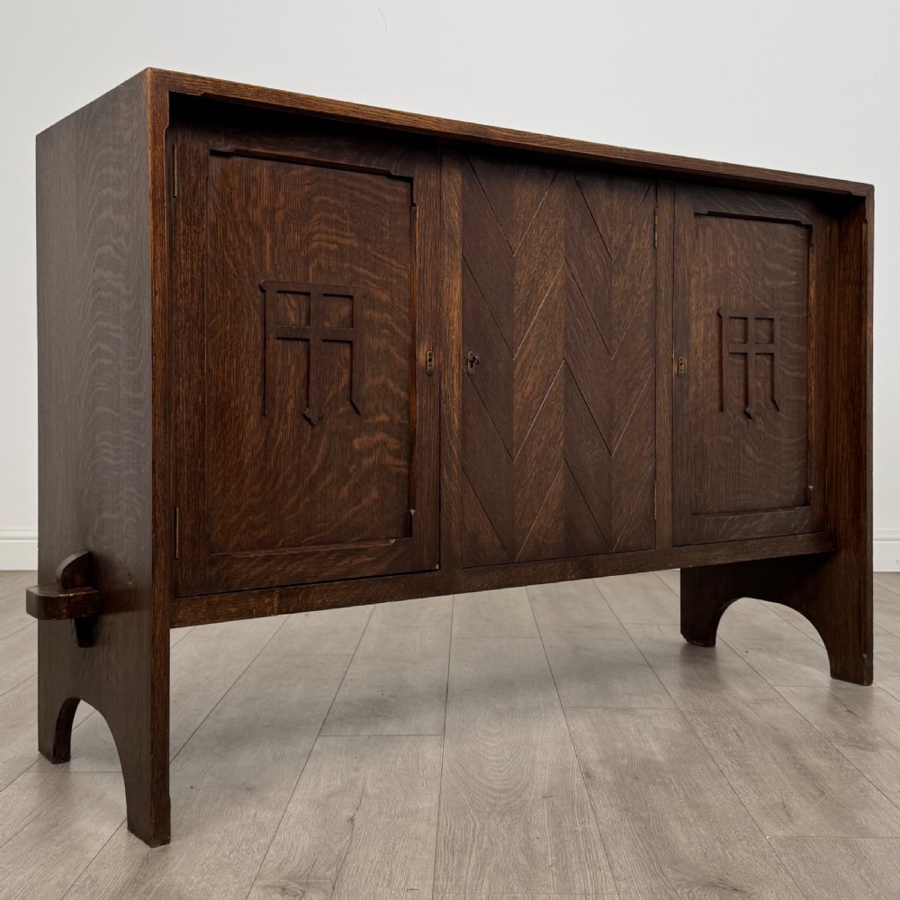 Antique 20th Century Unique Good Quality Sideboard In Oak  View VIII