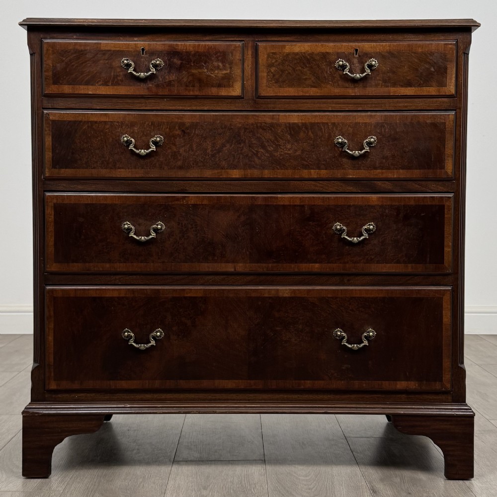  Antique 20th Century Chest Of Drawers In Burr Walnut 