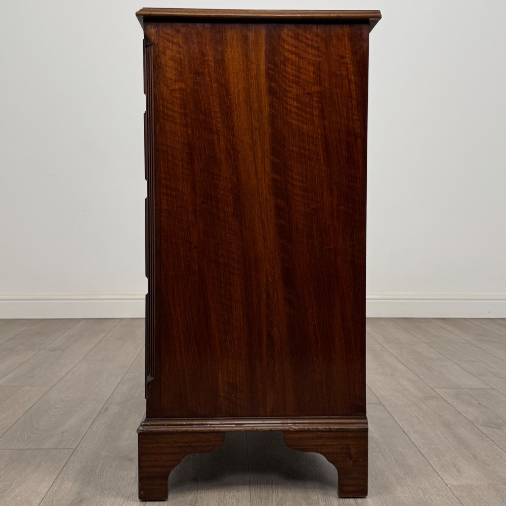  Antique 20th Century Chest Of Drawers In Burr Walnut  View III