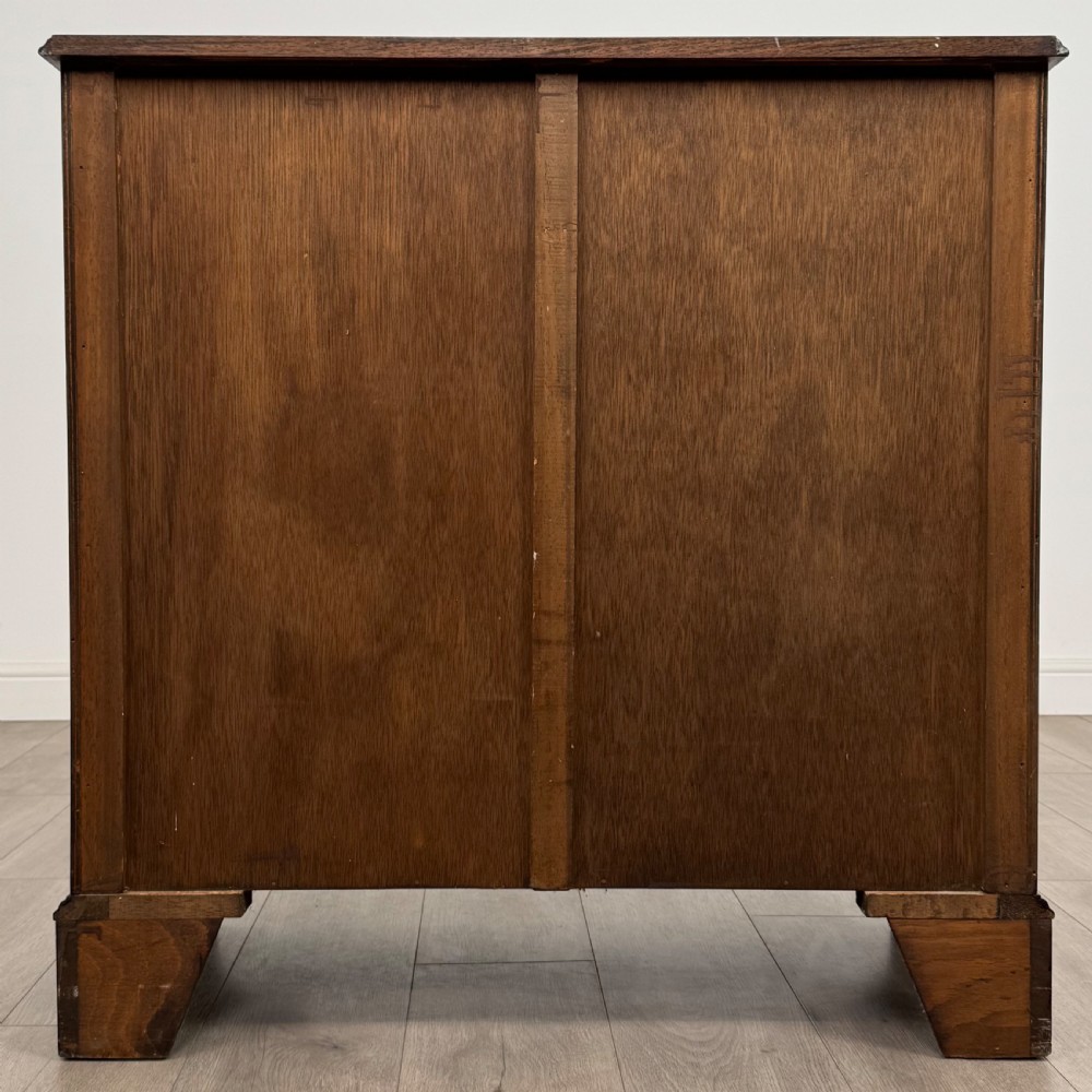  Antique 20th Century Chest Of Drawers In Burr Walnut  View V
