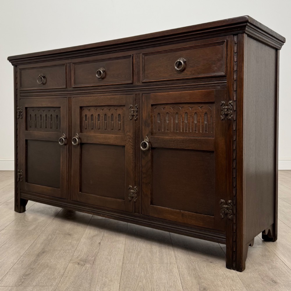  Antique 20th Century Good Quality Sideboard In Oak View III