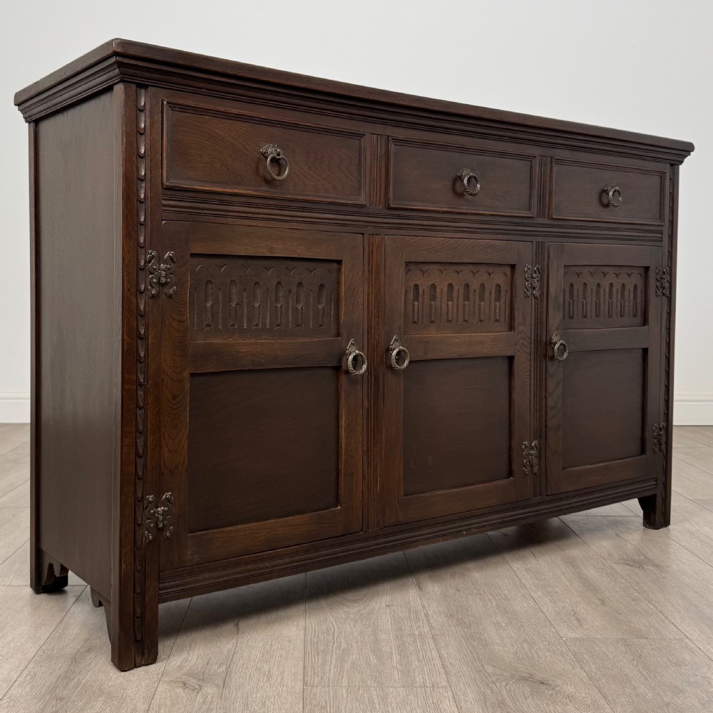  Antique 20th Century Good Quality Sideboard In Oak View IX