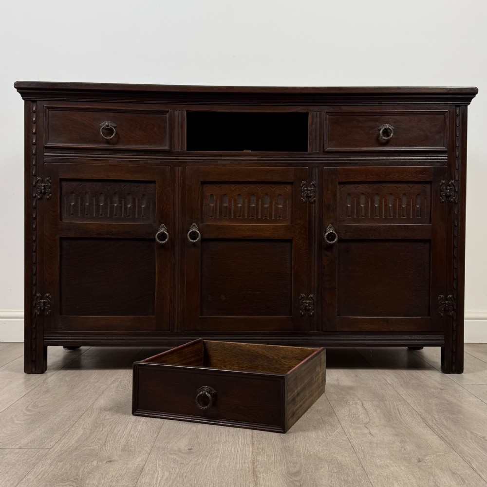  Antique 20th Century Good Quality Sideboard In Oak View XI