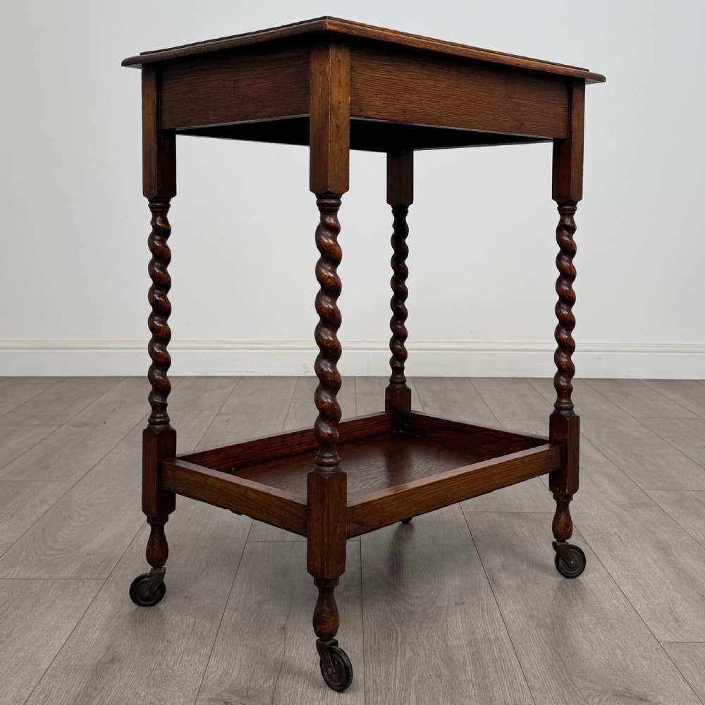  Antique 20th Century Barley Twist Side Table In Oak  View IV