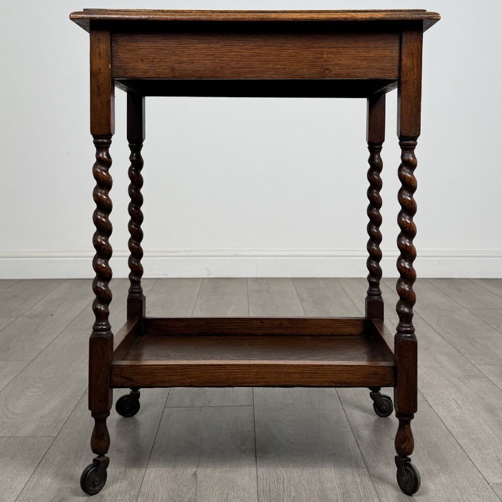  Antique 20th Century Barley Twist Side Table In Oak  View V