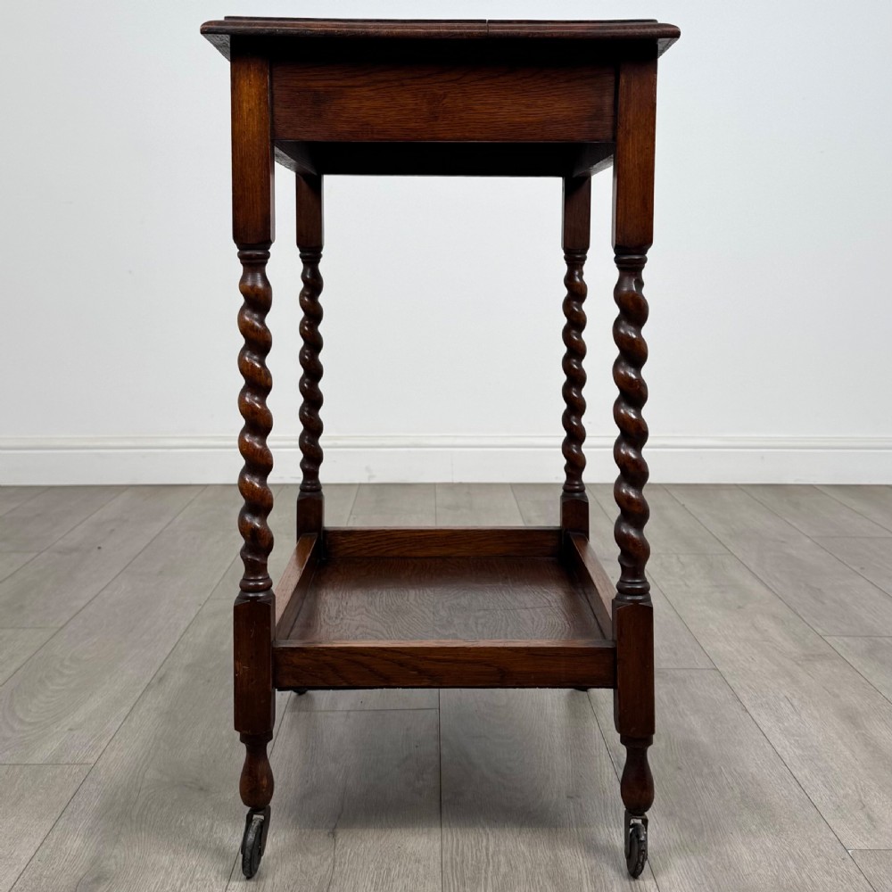  Antique 20th Century Barley Twist Side Table In Oak  View VII