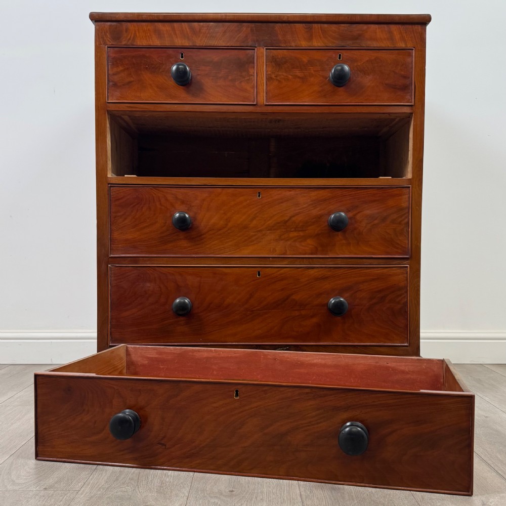  Antique 19th Century Chest Of Drawers In Mahogany  View X