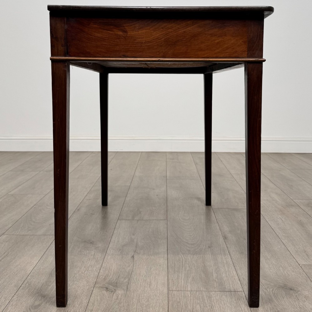 Antique 18th Century Good Quality Writing Table In Mahogany  View VIII