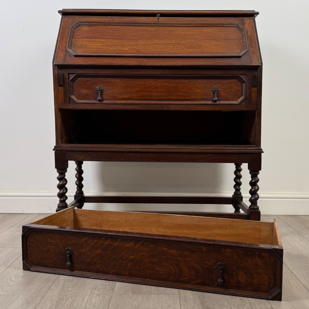  Antique 20th Century Edwardian Bureau In Oak View XII