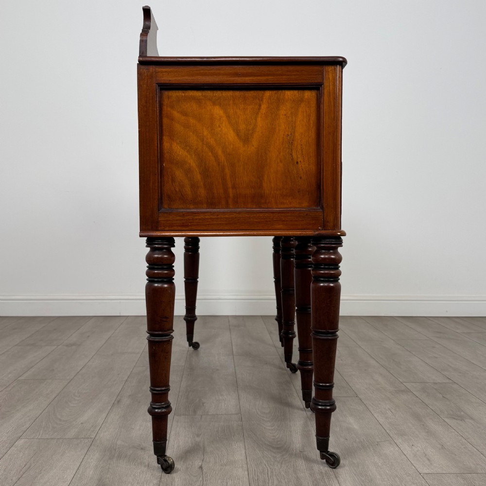 Antique 19th Century Victorian Sideboard In Walnut  View VII