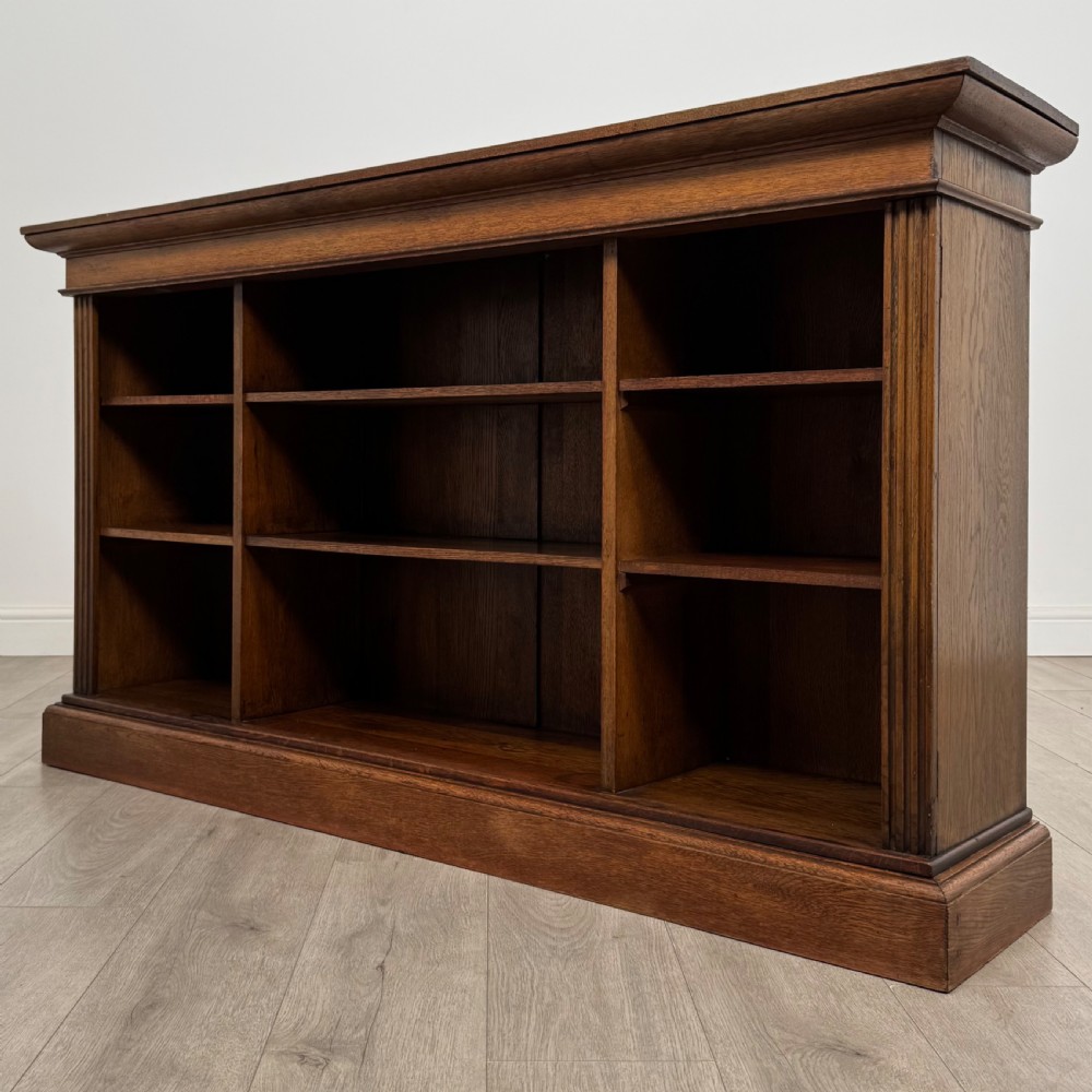 Antique 20th Century Fine Quality Open Bookcase In Oak  View II