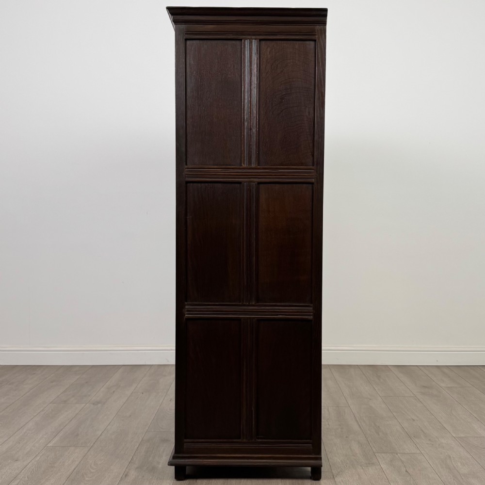 Antique 20th Century Fine Quality Small Oak Wardrobe  View IV