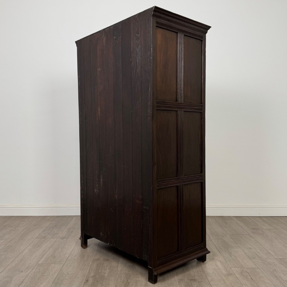 Antique 20th Century Fine Quality Small Oak Wardrobe  View VII