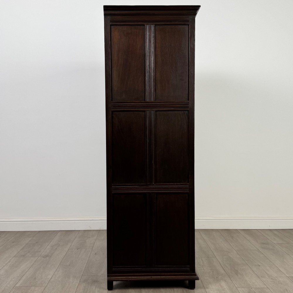 Antique 20th Century Fine Quality Small Oak Wardrobe  View VIII