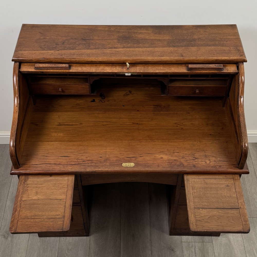 Antique 20th Century Edwardian Roll Top Desk In Oak View XII