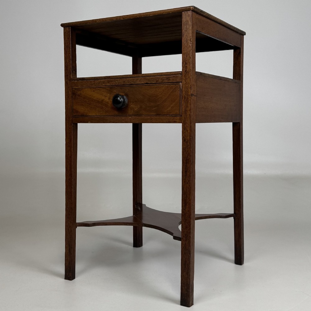 Antique 18th Century Small Georgian Side Table In Mahogany  View II