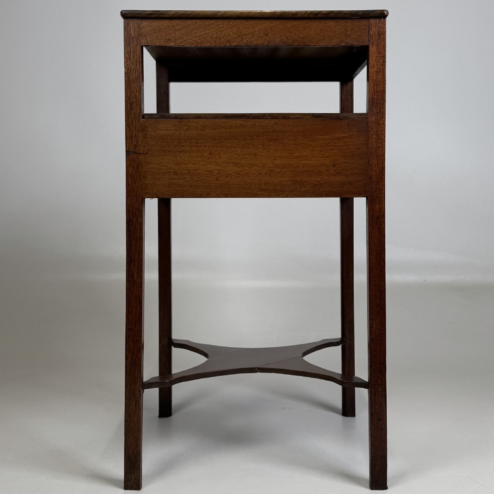 Antique 18th Century Small Georgian Side Table In Mahogany  View III