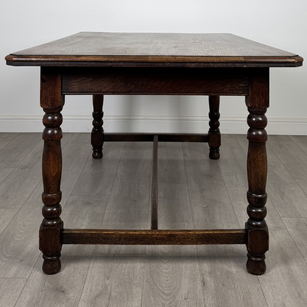 Antique 20th Century Good Quality Dining Table In Oak  View III