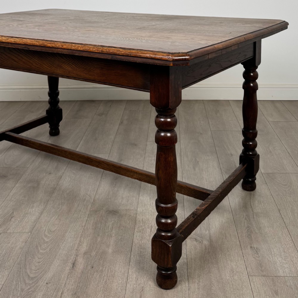 Antique 20th Century Good Quality Dining Table In Oak  View V
